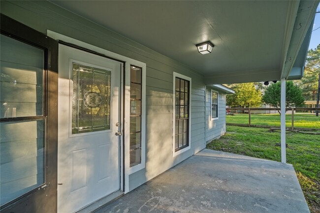 property at 20575 Kings Rd