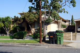 231 E Hazel Apartments