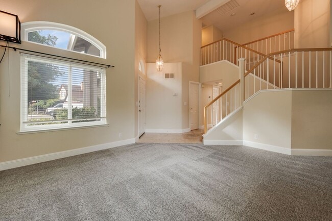 8316 Fountainhead Ct in Antelope, CA - Building Photo - Building Photo