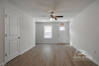 1699 Atlanta Hwy SE in Statham, GA - Building Photo - Building Photo