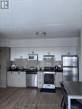 203 Albert St in Waterloo, ON - Building Photo - Building Photo