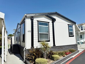 80 Huntington St in Huntington Beach, CA - Building Photo - Building Photo
