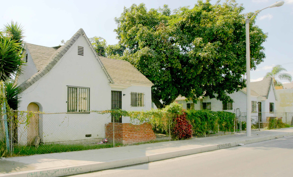 406-412 1/2 E Rosecrans Ave in Compton, CA - Building Photo