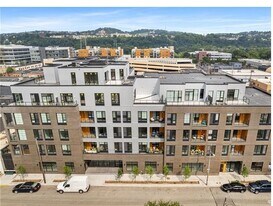 2635 Penn Ave, Unit Forte Unit 304 in Pittsburgh, PA - Building Photo