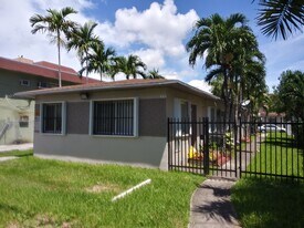 535 SW 4th St, Unit 1 in Miami, FL - Building Photo