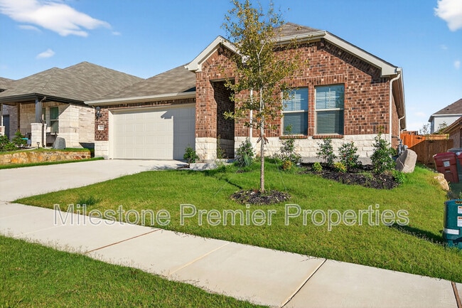 2121 Gustavus Dr in Sherman, TX - Building Photo - Building Photo