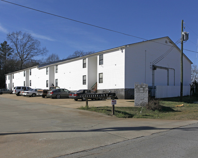 Pineview Apartments in Childersburg, AL - Foto de edificio - Building Photo