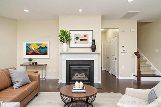 7229 Terregles Dr in Raleigh, NC - Foto de edificio - Building Photo