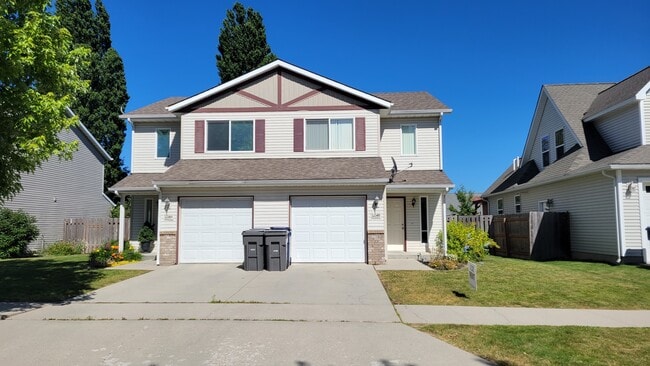 property at 1214 Forsythia Ave