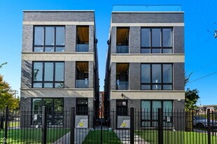 3902 S Lake Park Ave in Chicago, IL - Building Photo