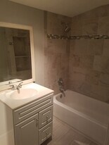 810 4th Ave NW in Rochester, MN - Building Photo