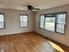 472 N 17th St in Noblesville, IN - Building Photo - Building Photo