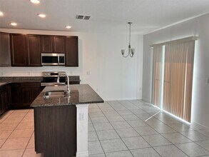 170 E Fiesta Key Loop in DeLand, FL - Building Photo - Building Photo