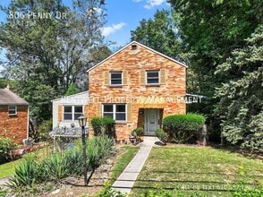 806 Penny Dr in Pittsburgh, PA - Building Photo - Building Photo