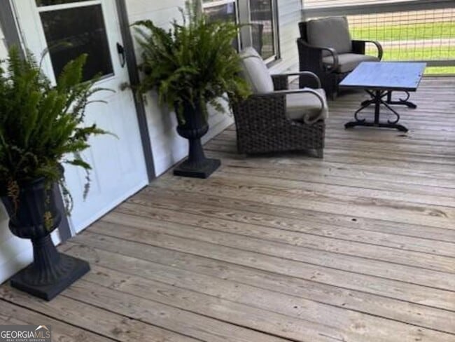 80 N Bell St in Hiawassee, GA - Building Photo - Building Photo