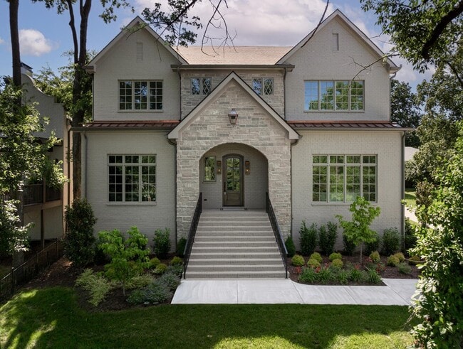 4224 Granny White Pike, Unit A in Nashville, TN - Building Photo - Building Photo