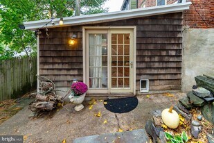 59 S Franklin St in Lambertville, NJ - Building Photo