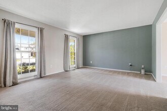 7512 Epsilon Dr in Rockville, MD - Building Photo - Building Photo