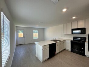 833 Sandhill Sandhill Ln in Princeton, TX - Building Photo - Building Photo