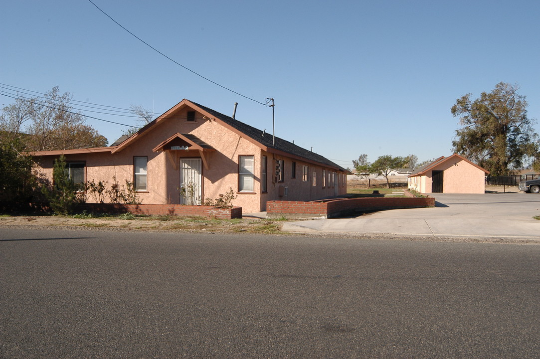 7814 Laurel Ave in Fontana, CA - Building Photo