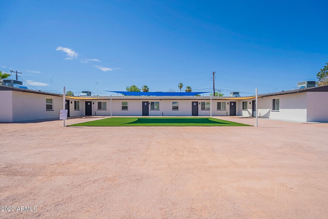 37 E El Parque Dr in Tempe, AZ - Building Photo