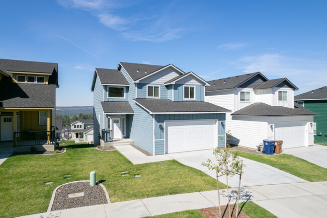 Residences at Indian Trail in Spokane, WA - Foto de edificio - Building Photo