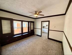 2163 Chesterland Ave in Lakewood, OH - Foto de edificio - Building Photo