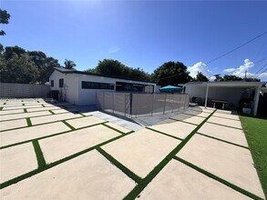 8721 SW 191st St in Cutler Bay, FL - Building Photo - Building Photo