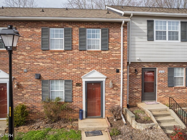 property at 6124 Heath Ridge Ct