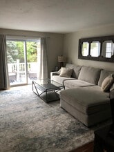100 Laurelwood Dr in Hopedale, MA - Building Photo - Building Photo