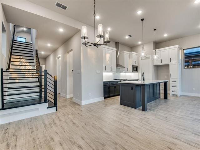 property at 119 W Park Dr
