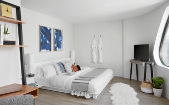 River City Apartments in Chicago, IL - Building Photo