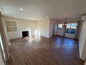 2346-2346 Park Estates Dr in Sacramento, CA - Building Photo - Building Photo