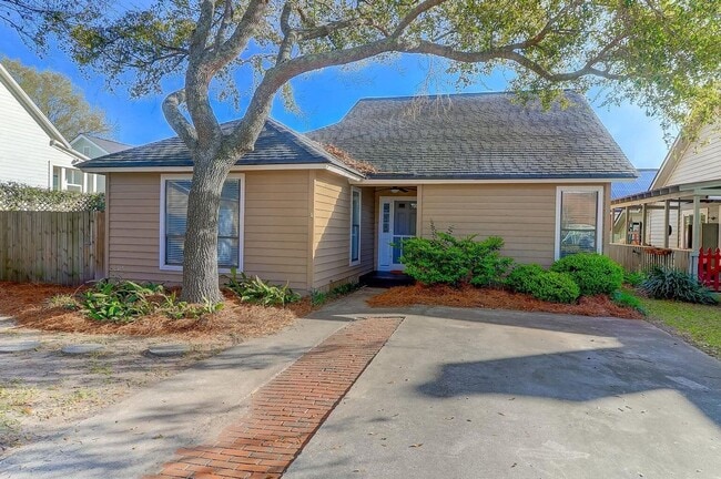 property at 1514 Barquentine Dr