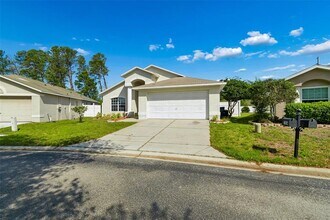 7904 Floradora Dr in New Port Richey, FL - Building Photo - Building Photo