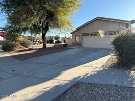 15302 N 138th Ln in Surprise, AZ - Building Photo