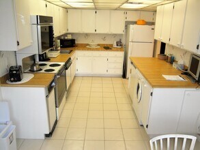 20 Westgate Ln in Boynton Beach, FL - Building Photo - Building Photo