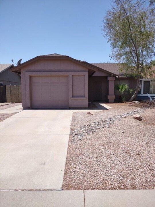 16238 N 19th St in Phoenix, AZ - Building Photo