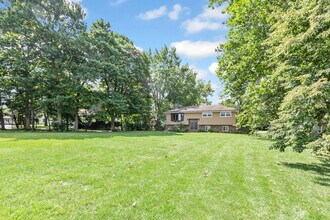 18215 W Schweitzer Rd in Elwood, IL - Building Photo - Building Photo
