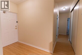 1885 Normandy St in Lasalle, ON - Building Photo - Building Photo