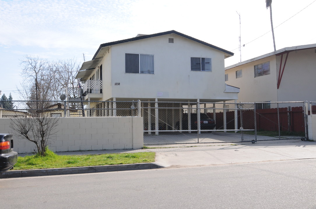 1238 E Vassar Ave in Fresno, CA - Building Photo