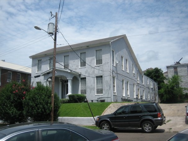 Monroe Court Apartments in Vicksburg, MS - Foto de edificio