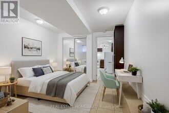 208 Ontario St in Toronto, ON - Building Photo - Building Photo