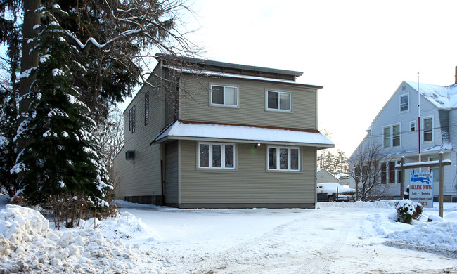 46 Center Rd in Bedford, OH - Building Photo - Building Photo