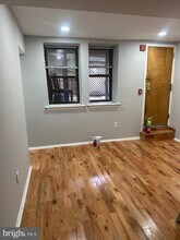 7057 Cresheim Rd in Philadelphia, PA - Building Photo - Building Photo