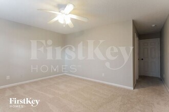 12336 Tuckaway Ct in Fishers, IN - Building Photo - Building Photo