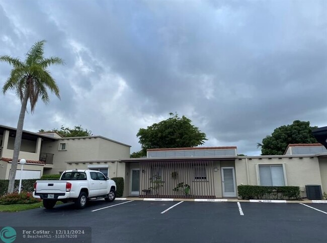 2580 Boundbrook Blvd in West Palm Beach, FL - Foto de edificio - Building Photo