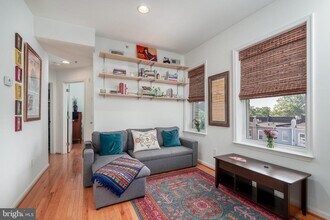 610 Irving St NW in Washington, DC - Foto de edificio - Building Photo