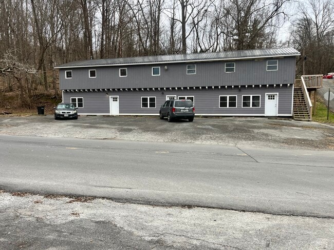 property at 104 Toll Branch Rd