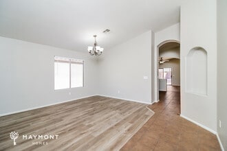 42539 W Michaels Dr, Unit G in Maricopa, AZ - Foto de edificio - Building Photo